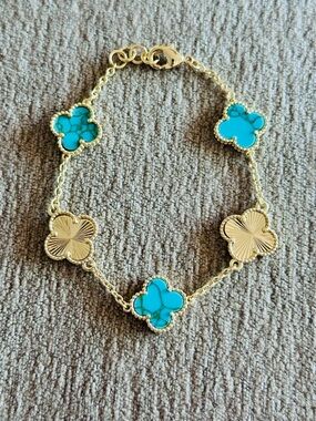 Turquoise and Diamond Cut Clover Bracelet